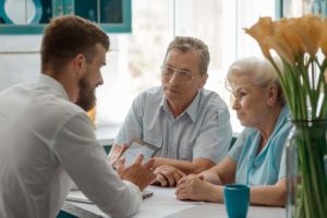seniors-listening-to-how-to-determine-the-level-of-care-for-the-elderly