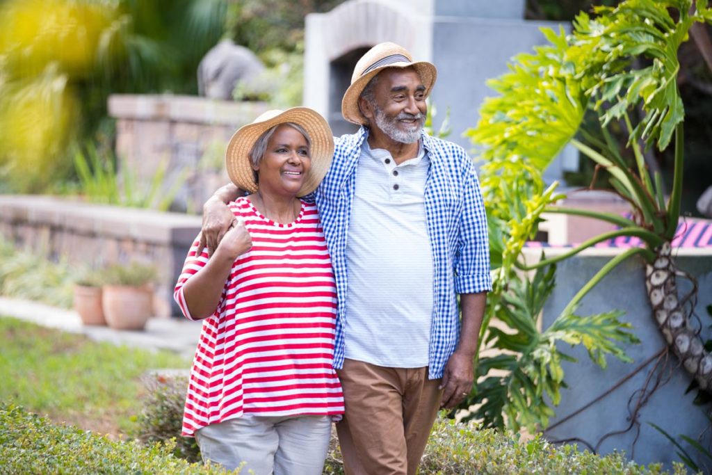 two-people-experiencing-benefits-of-independent-senior-living